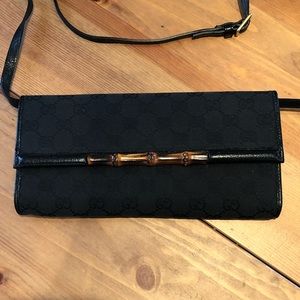 AUTHENTIC GUCCI CLUTCH